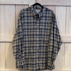 Men's Plaid Button-Down Shirt - Black and Gray